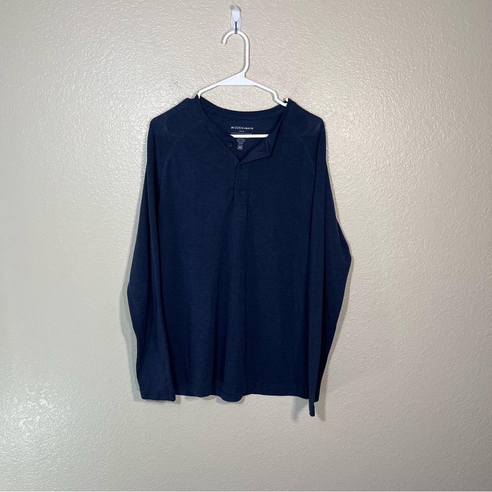 Mizzen and Main Shirt Mens Medium Henley Long Sleeve Blue Casual